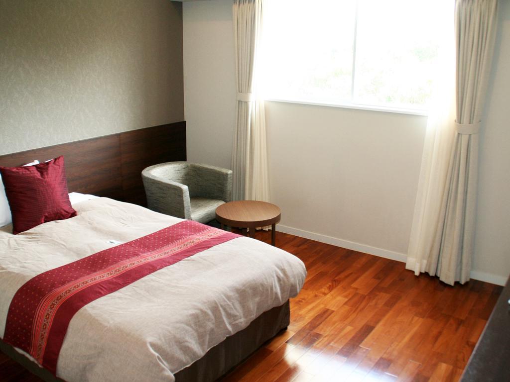 Hotel Hamahigashima Resort Uruma Exteriör bild