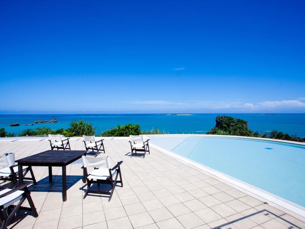 Hotel Hamahigashima Resort Uruma Exteriör bild