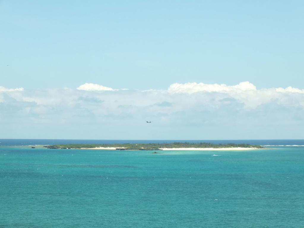 Hotel Hamahigashima Resort Uruma Exteriör bild