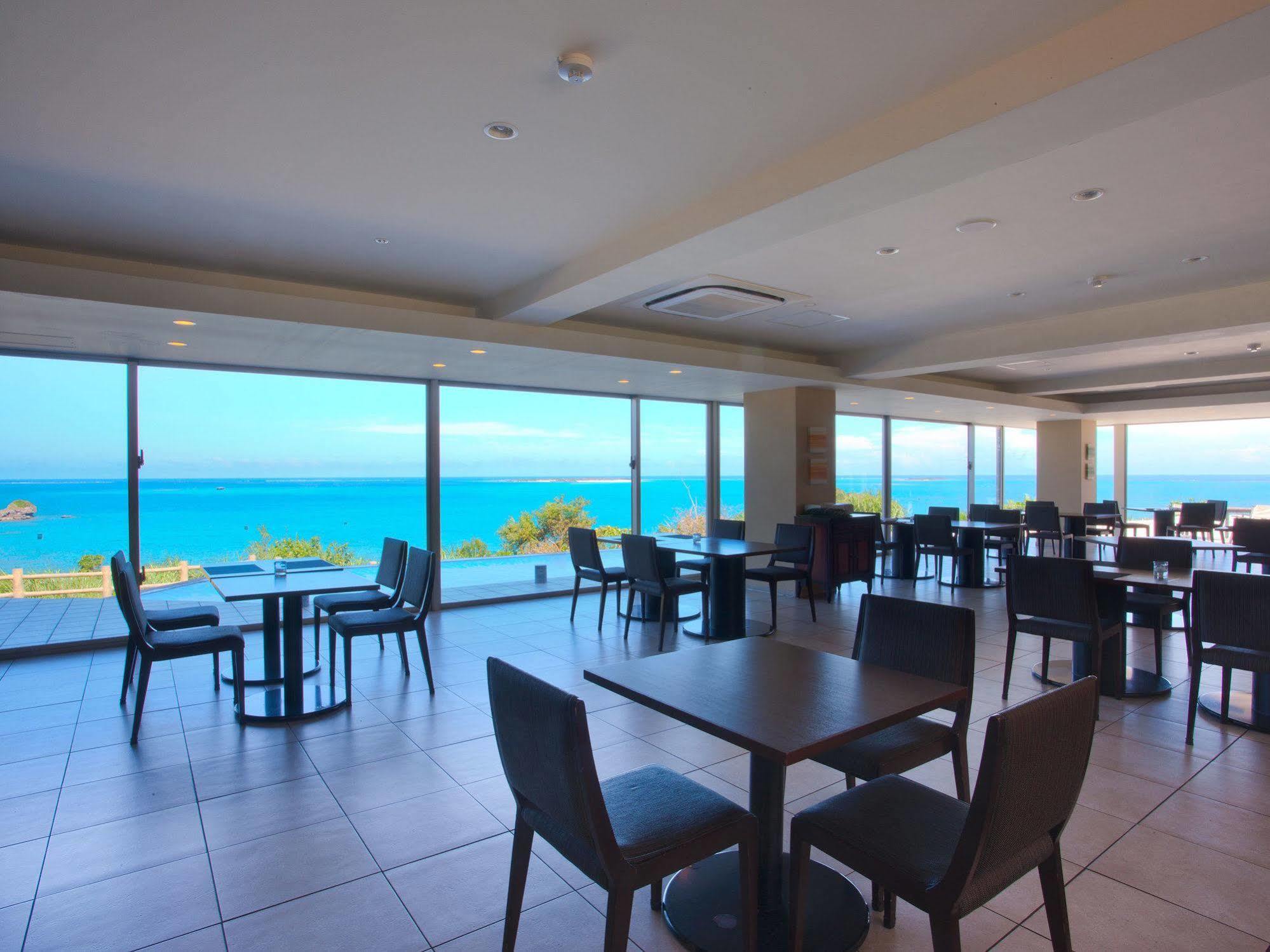 Hotel Hamahigashima Resort Uruma Exteriör bild